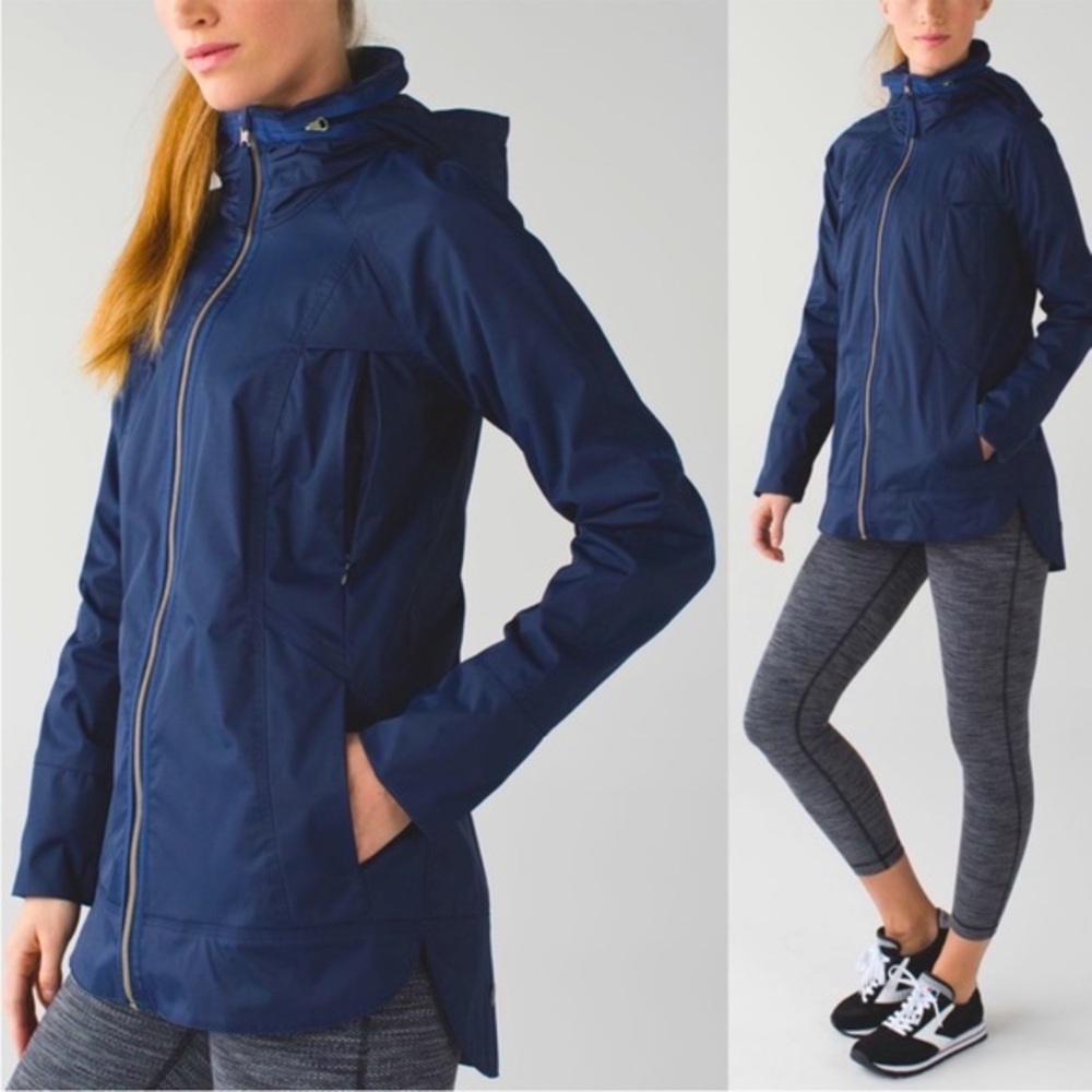 LULULEMON | Fo Drizzle Rain Jacket Deep Navy Blue Zip Front Women’s Size 6 Rare